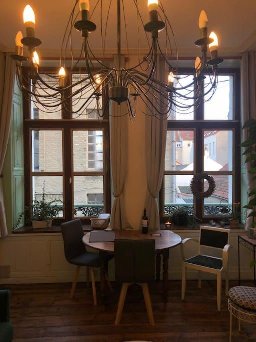 L'Omerade: Appartement De Charme Dans Une Maison Audomaroise Сент-Омер Экстерьер фото